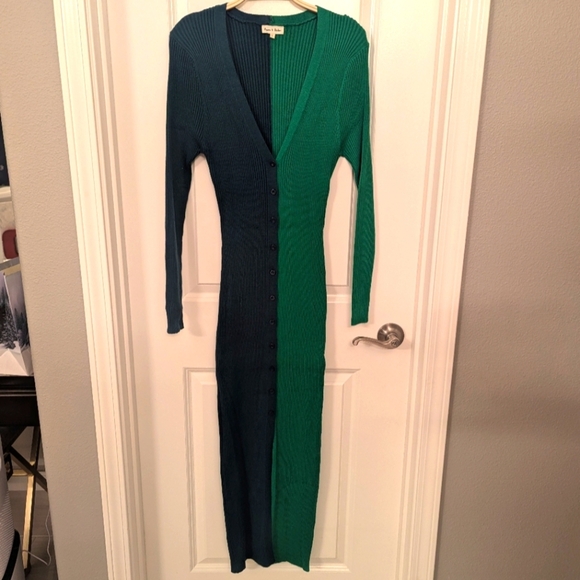 Pinkblush Colorblock Ribbed Button Down Dress - Picture 2 of 8